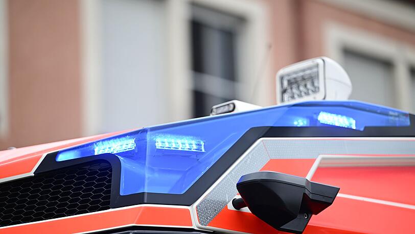 Die Unfallstelle war zur Unfallaufnahme mehrere Stunden gesperrt. (Symbolbild)