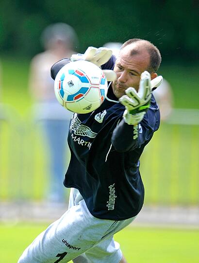 Keeper Gabor Kiraly.