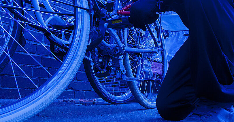 Streifenpolizisten erwischten die Fahrraddiebe kurz nach der Tat. (Symbolbild)