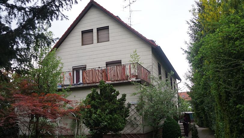In diesem Haus ereignete sich der Mord. In diesem Haus ereignete sich der Mord.