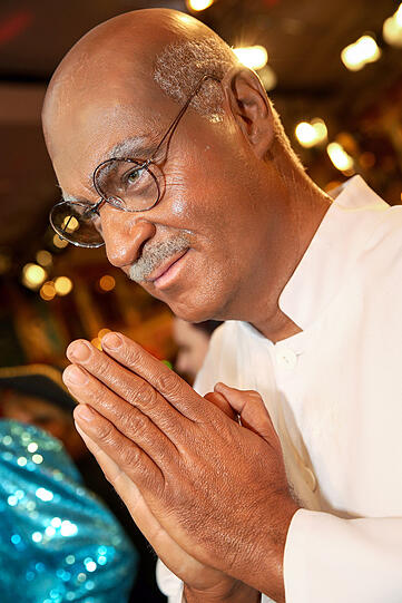 Der selten konfliktscheue Markus Söder kam zu "Fastnacht in Franken" 2015 als Pazifist Mahatma Gandhi.