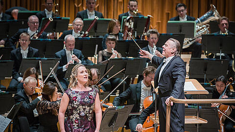 Die Sopranistin Diana Damrau hat mit Mariss Jansons und dem Symphonieorchester des Bayerischen Rundfunks die &bdquo;Vier letzten Lieder&ldquo; von Richard Strauss aufgenommen. Auch dieses Konzert ist vor Kurzem auf CD erschienen: beim Label Erato/Warner.