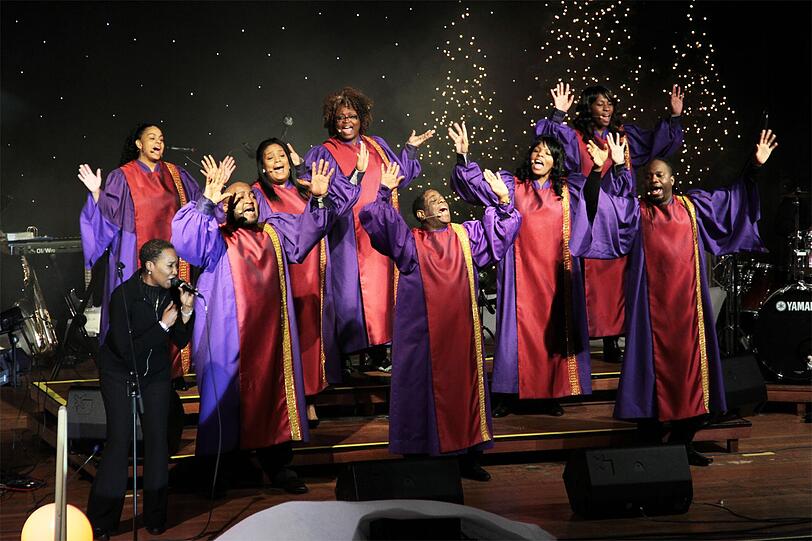 Die "Golden Voices of Gospel" singen weihnachtliche Klassiker.
