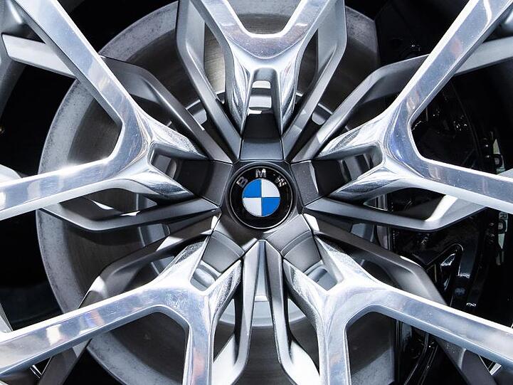 BMW will trotz des Einbruchs durch den Coronavirus den Absatz in China in diesem Jahr steigern.