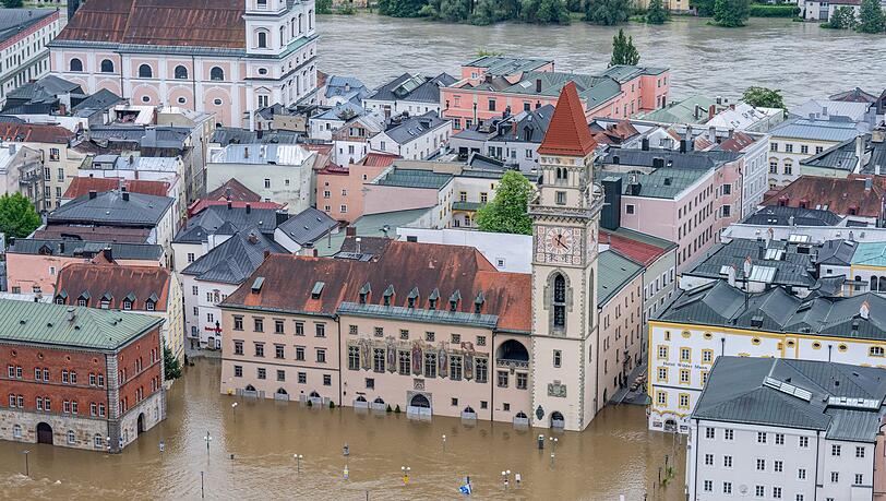 Im Frühsommer 2024 trafen Bayern heftige Hochwasser - so auch Passau. Im Frühsommer 2024 trafen Bayern heftige Hochwasser - so auch Passau.