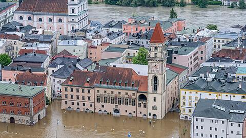 Im Fr&uuml;hsommer 2024 trafen Bayern heftige Hochwasser - so auch Passau.