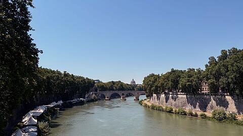 Der Tiber, ein Badegewässer?