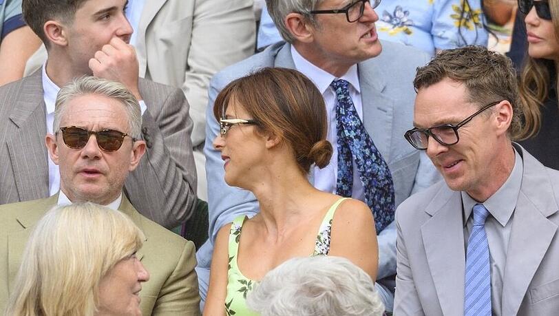 Benedict Cumberbatch (re.) neben seiner Frau Sophie Hunter und Martin Freeman beim Wimbledon-Halbfinale. Benedict Cumberbatch (re.) neben seiner Frau Sophie Hunter und Martin Freeman beim Wimbledon-Halbfinale.
