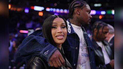 Cardi B und Stefon Diggs sind gemeinsam Eltern geworden.