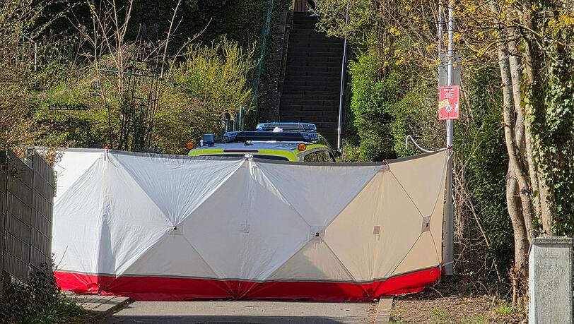 Ein 22-J&auml;hriger ist in der Nacht bei dem Einsatz gestorben.