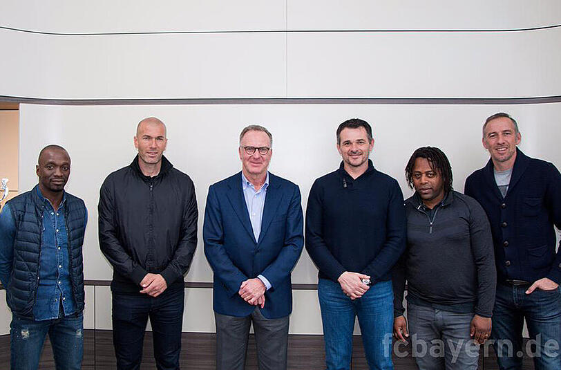 Zinedine Zidane, Willy Sagnol und Co. am Trainingsgelände des FC Bayern an der Säbener Straße.