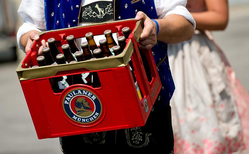 Paulaner zieht um. Die Bilder vom traditionellen Umzug am Freitag.