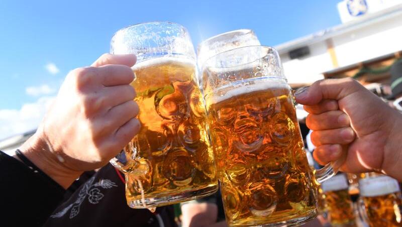 Das Oktoberfest fällt in diesem Jahr aus, aufs Wiesn-Bier muss man aber trotzdem nicht verzichten.
