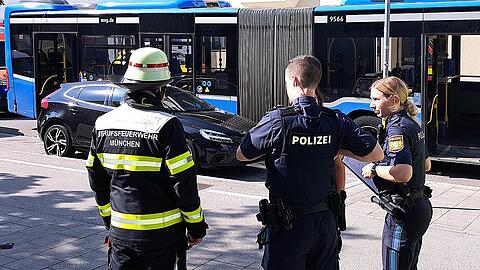 In der Welfenstraße kam es zu mehreren Verletzten nach der Schnellbremsung eines Linienbusses der Nummer 58.