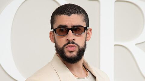 Bad Bunny sichert sich Platz eins in den Album- und Single-Charts.