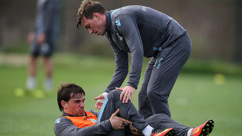 Die Löwen im Trainingslager in Troia: Nach einem Laufstufen-Test zum Start steht am Dreikönigstag wieder der Ball im Mittelpunkt des mehr oder weniger fröhlichen Treibens.