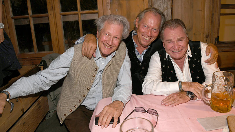 Bernd Herzsprung mit Werner Mang (Chef Bodenseeklinik) und Fritz Wepper