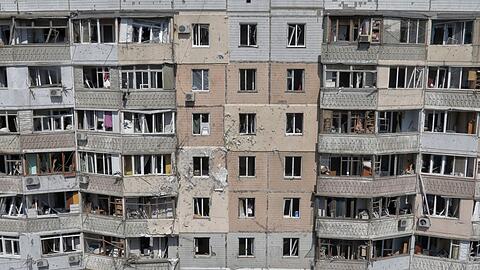 Ein Wohnhaus in Odessa wurde bei einem russischen Drohnenangriff beschädigt. (Archiv)