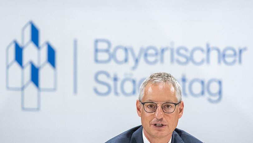 Markus Pannermayr bleibt Vorsitzender des bayerischen Städtetags. (Archivbild) Markus Pannermayr bleibt Vorsitzender des bayerischen Städtetags. (Archivbild)