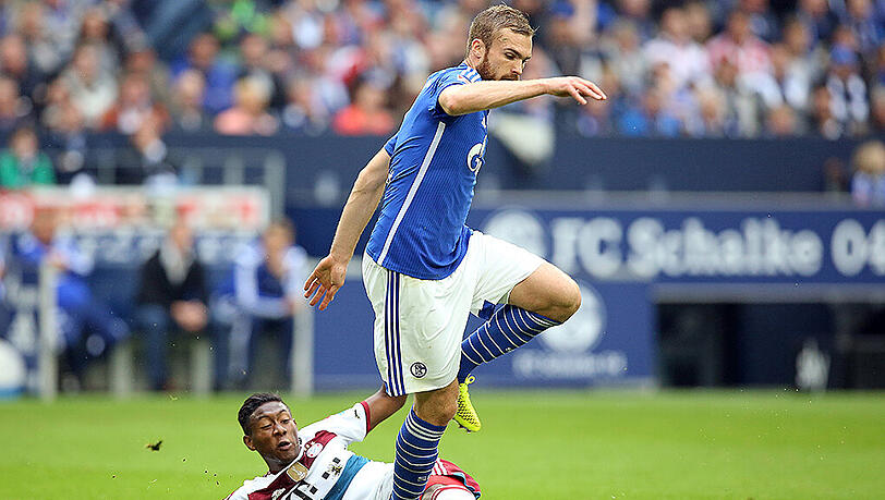 Jan Kirchhoff traf beim 1:1 am 2. Spieltag mit Schalke auf den FC Bayern. Jan Kirchhoff traf beim 1:1 am 2. Spieltag mit Schalke auf den FC Bayern.