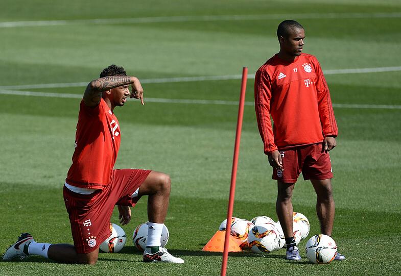 Jerome Boateng (links) und Douglas Costa.