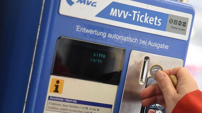 Der Landkreis München und der MVV starten ein On-Demand-Bus-Pilotprojekt (Symbolbild)