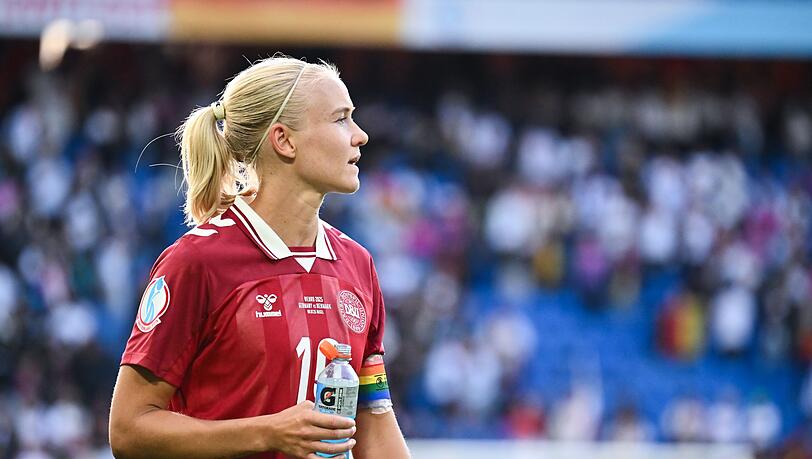 Verletzt ausgewechselt: Pernille Harder vom FC Bayern.