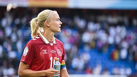 Verletzt ausgewechselt: Pernille Harder vom FC Bayern.
