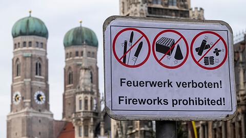 Nur knapp jeder zehnte Befragte sprach sich gegen jegliche Beschr&auml;nkungen aus - wie etwa Verbotszonen in Altst&auml;dten. (Archivbild)