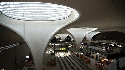 Die Bauindustrie wartet auf neue Aufträge der Bahn.