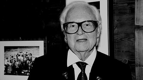 Werner Brombach, langj&auml;hriger Inhaber der Privatbrauerei Erdinger Wei&szlig;br&auml;u, ist im Alter von 86 Jahren gestorben.