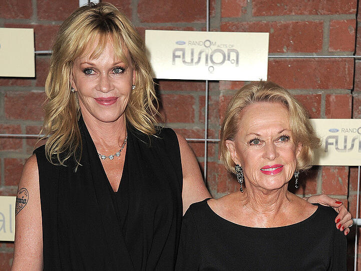 Melanie Griffith (li.) und ihre Mutter Tippi Hedren bei einer Party 2012 in Los Angeles
