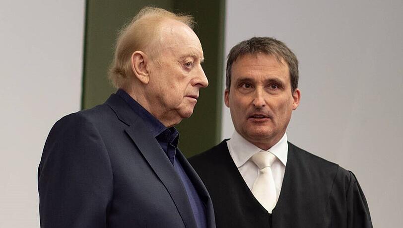 Alfons Schuhbeck mit seinem Anwalt Norbert Scharf. Alfons Schuhbeck mit seinem Anwalt Norbert Scharf.