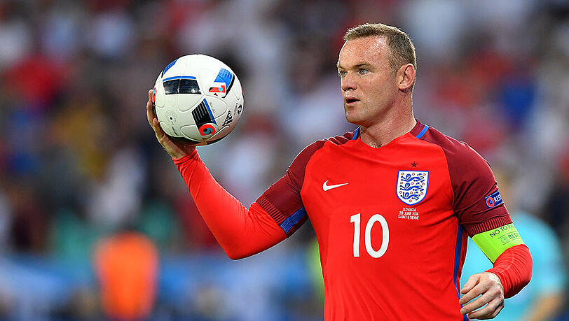 Soll gegen Island im englischen Mittelfeld Regie führen: Wayne Rooney. Soll gegen Island im englischen Mittelfeld Regie führen: Wayne Rooney.