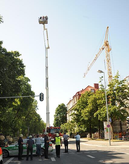 Ein Syrer hat die Einsatzkräfte in München in Atem gehalten. Die Bilder.