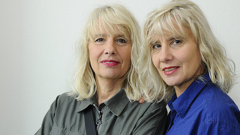 Ein Herz und eine Seele: Gisela Getty mit ihrer Zwillingsschwester Jutta Winkelmann (r.), die am 23. Februar gestorben ist.