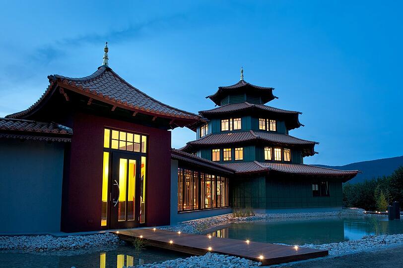 Die Wellnesspagode &bdquo;SinnesReich&ldquo; des 4-Sterne Hotels Birkenhof.
