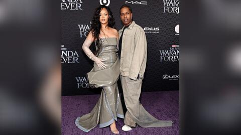 Rihanna und ihr Freund A$AP Rocky bei der "Black Panther: Wakanda Forever"-Premiere.