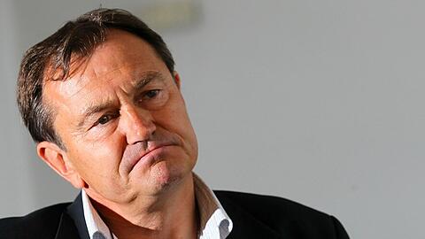 Neuer Trainer bei AEK: Ewald Lienen