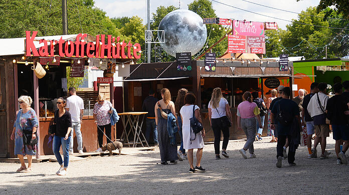 25.000 Besucher sind täglich auf dem Tollwood unterwegs. Da müssen alle Fluchtwege passen.