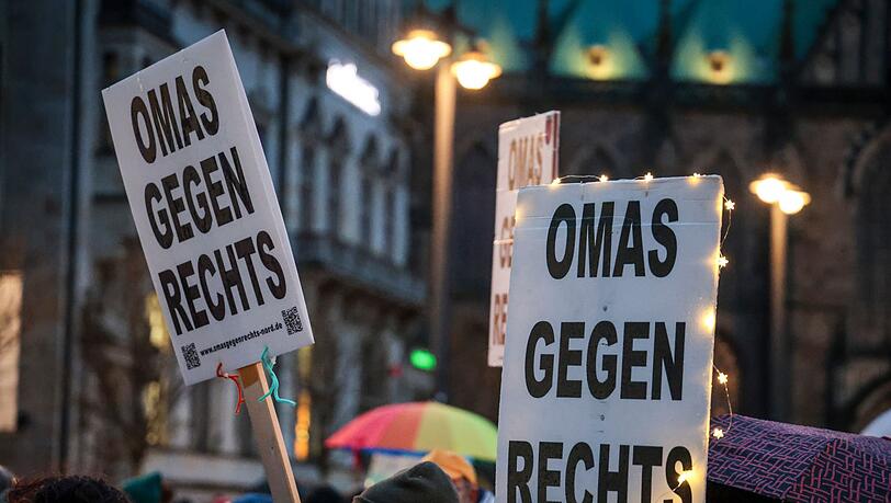 Die Initiative Omas gegen Rechts wird gleich in zwei Bundesländern geehrt - gemeinsam mit einem Musikprojekt in Dresden. (Archivbild)