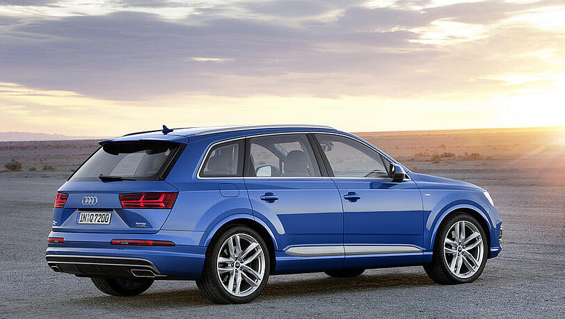 Der neue Audi Q7 schaut ein wenig dynamischer aus - und hast deutlich abgenommen. Der neue Audi Q7 schaut ein wenig dynamischer aus - und hast deutlich abgenommen.