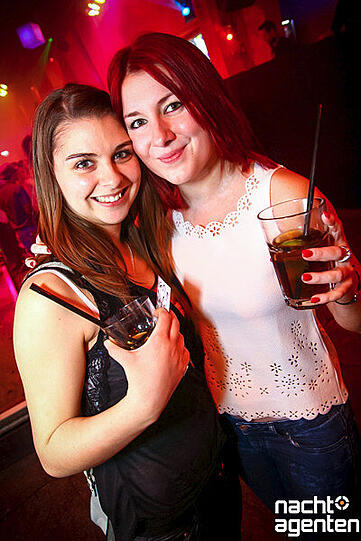 Die besten Partybilder vom Samstag: Hier aus der Nachtgalerie.