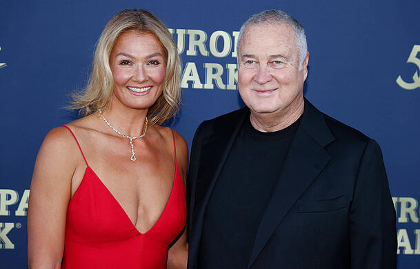 Seit 2005 ist Franziska van Almsick mit dem Unternehmer J&uuml;rgen B. Harder liiert. Das Paar lebt in Heidelberg und hat zwei gemeinsame S&ouml;hne.