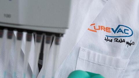 Forschung in einem Labor des biopharmazeutischen Unternehmens CureVac.