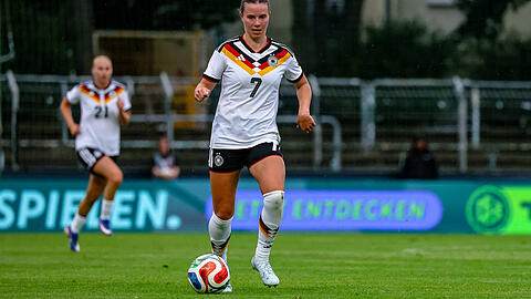 Sarah Mattner (23) ist in Wien geboren, war dann deutsche U-Nationalspielerin und wurde im April erstmals f&uuml;r die DFB-Auswahl nominiert.