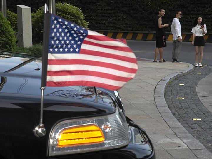 Die US-Delegation um Steven Mnuchin und Robert Lighthizer sind in Shanghai eingetroffen.
