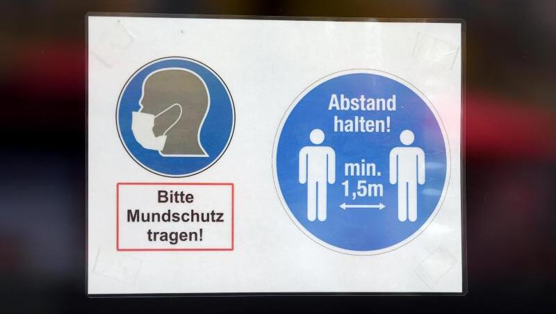 Abstandsregeln, Maskenpflicht, Lockdown: Diese und andere Einschränkungen beeinflussen die Menschen sehr unterschiedlich. (Symbolbild)