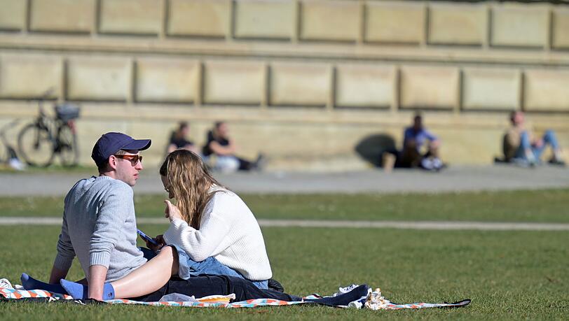 Es wird heute sonnig in Bayern. (Archivbild) Es wird heute sonnig in Bayern. (Archivbild)