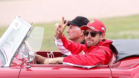 Mutmacher: Sebastian Vettel 2019 bei der Fahrerparade vor dem Start zum Großen Preis von Großbritannien.